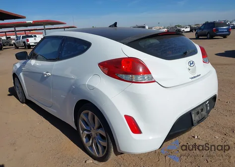 2013 Hyundai Veloster Base W/Gray z USA, uszkodzony, nr VIN KMHTC6AD3DU157752